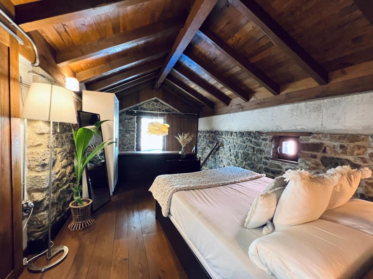 Apartamentos Rurales El Lleron Caso Eksteriør bilde