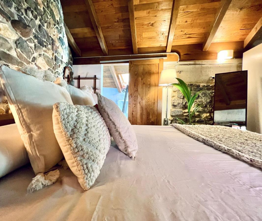 Apartamentos Rurales El Lleron Caso Eksteriør bilde