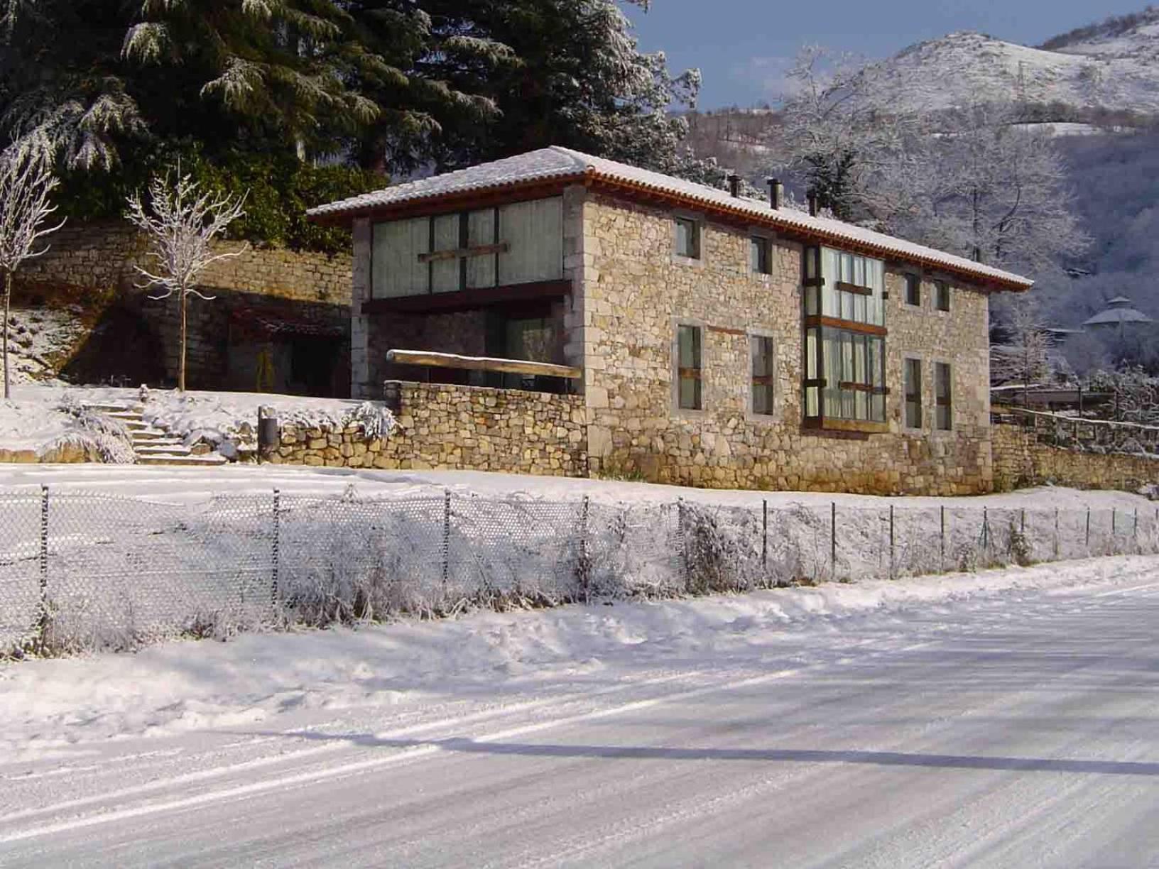 Apartamentos Rurales El Lleron Caso Eksteriør bilde