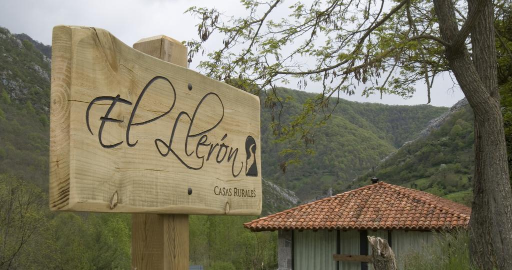Apartamentos Rurales El Lleron Caso Eksteriør bilde