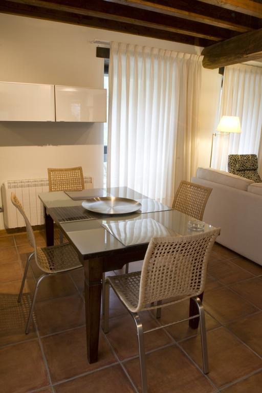 Apartamentos Rurales El Lleron Caso Eksteriør bilde