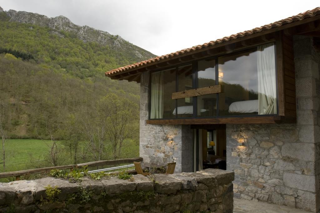 Apartamentos Rurales El Lleron Caso Eksteriør bilde