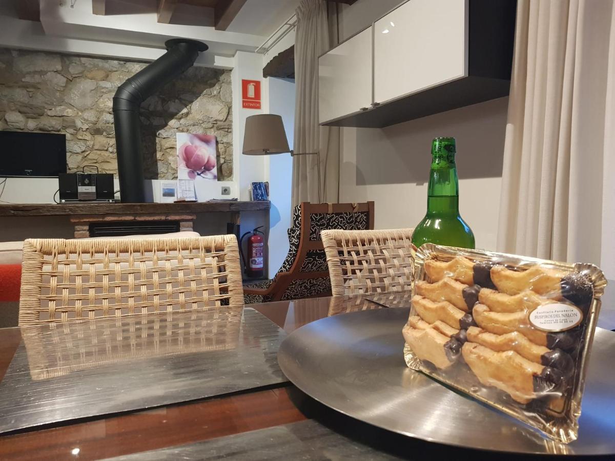 Apartamentos Rurales El Lleron Caso Eksteriør bilde